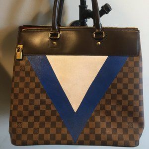 Wonder Woman Louis Vuitton Neo Greenwich Handbag